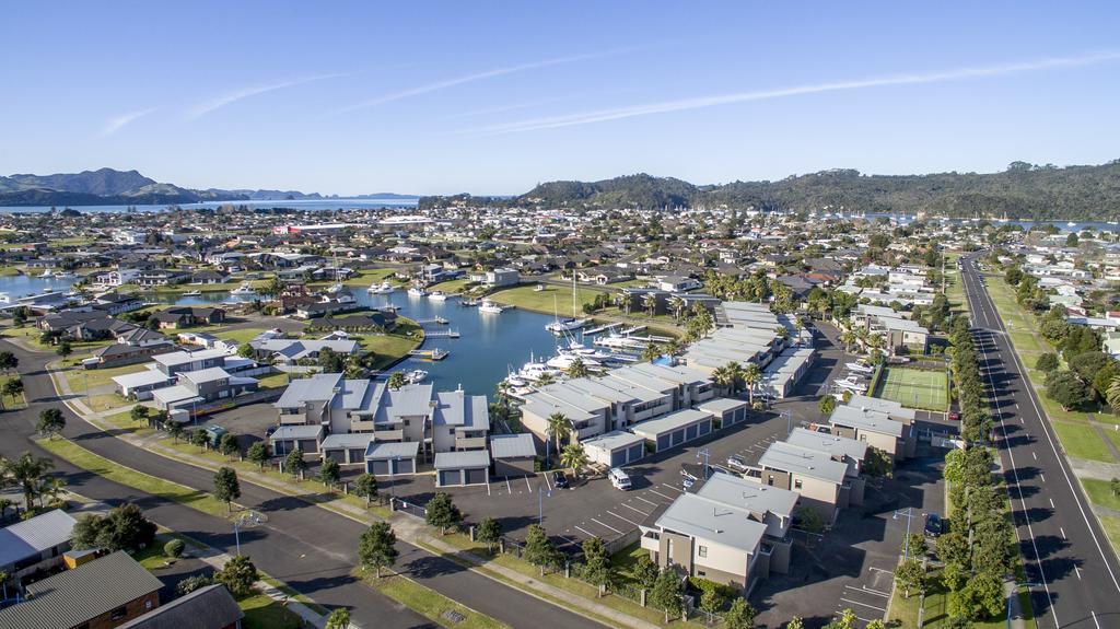 Sovereign Pier On The Waterways Whitianga Kültér fotó