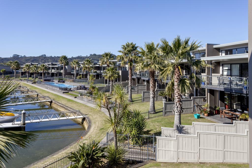 Sovereign Pier On The Waterways Whitianga Kültér fotó